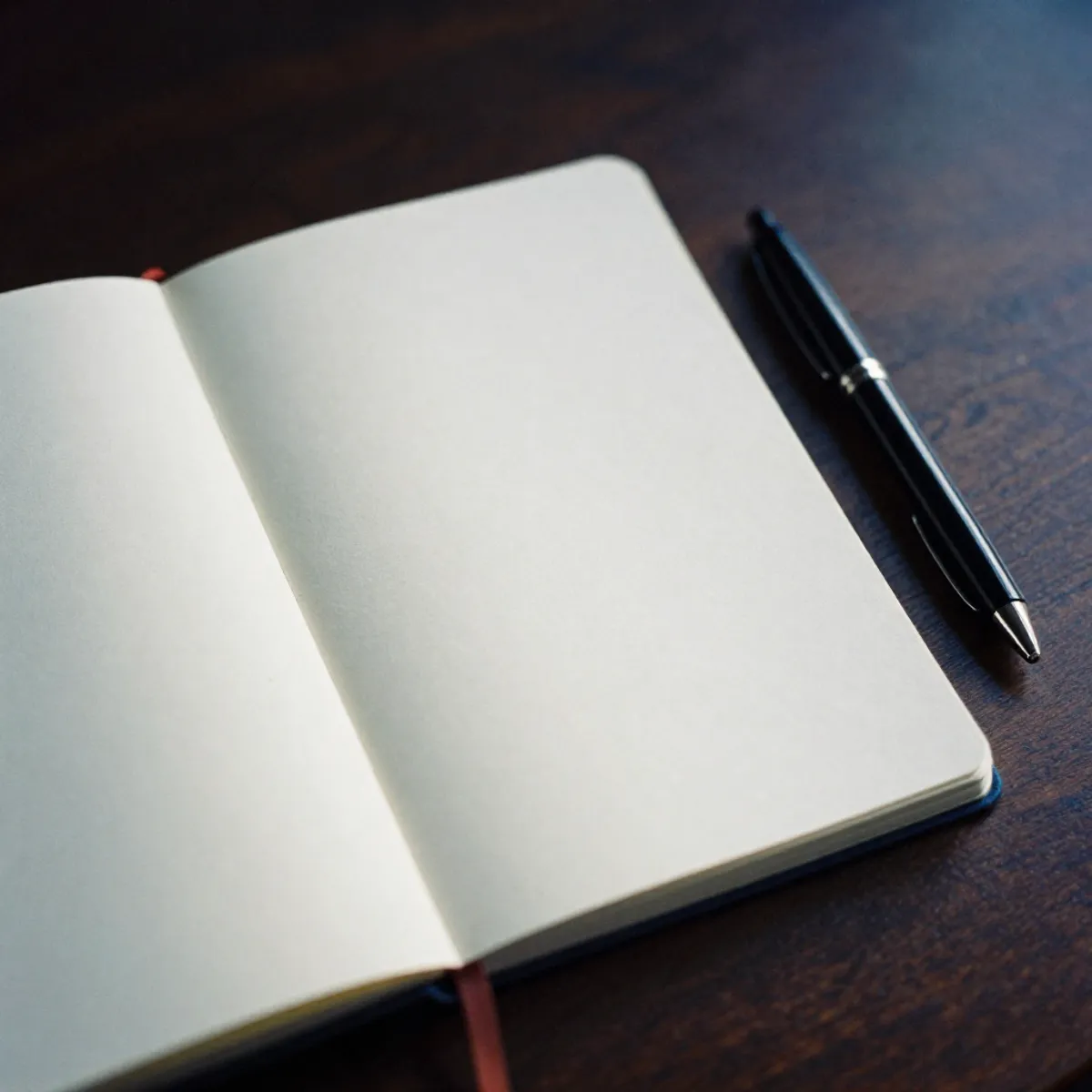 Journaling: Cómo 5 Minutos de Escritura Cambian tu Mente